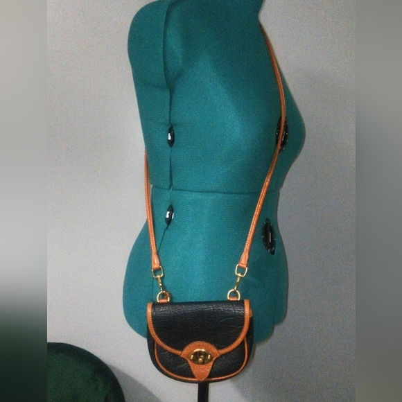 Vintage Dooney & Bourke Mini Calvary Belt Bag - Picture 2 of 11